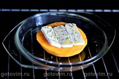 Закуска из запеченной тыквы с сыром камамбер